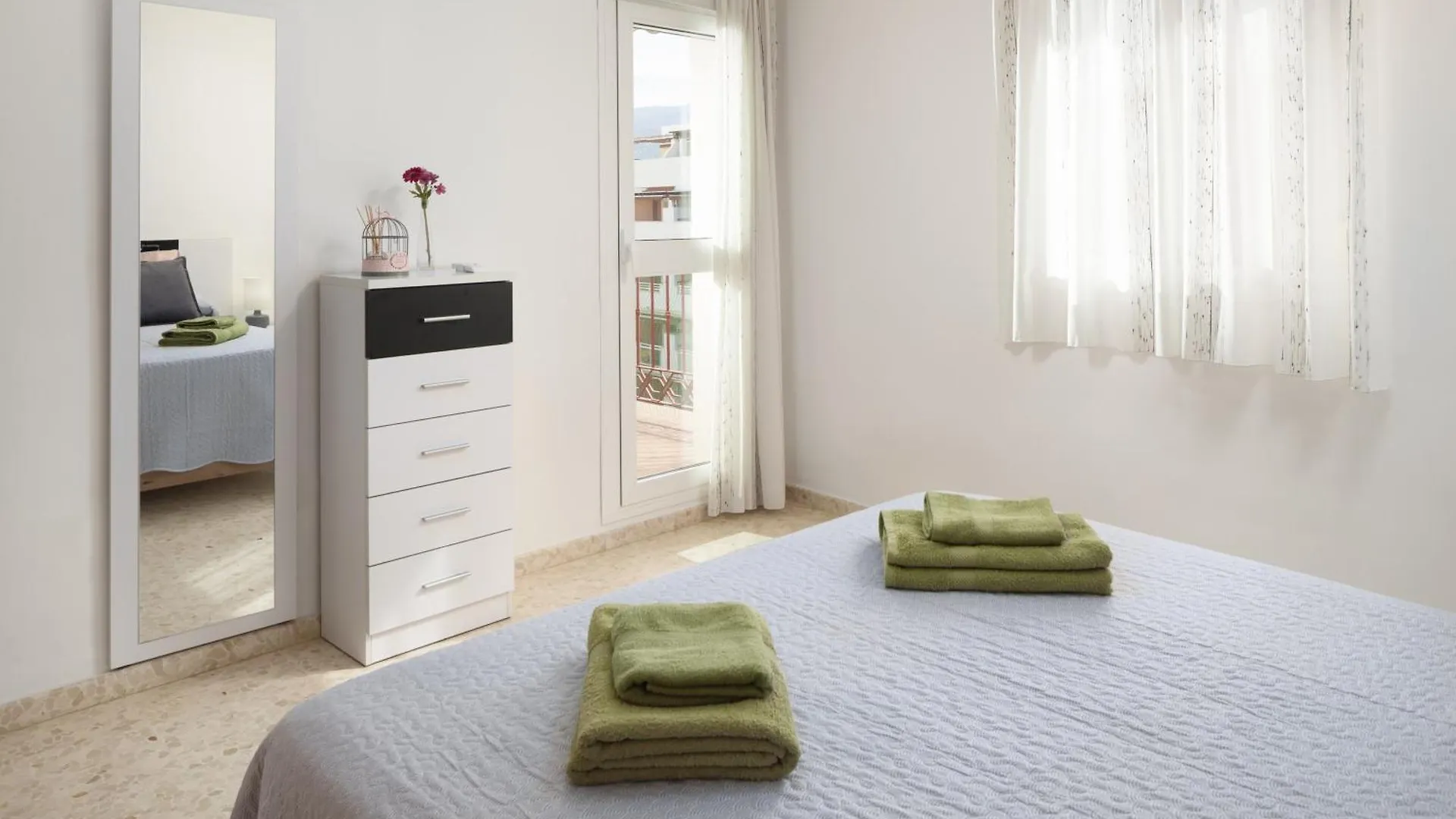 Apartamento Sugar Factory Torre Del Mar